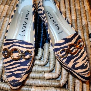 Anne Klein iflex loafers Size 9.5